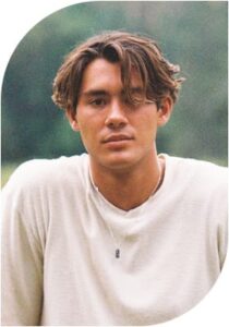 Hodenkrebs (Hodenkarzinom) ist ein bösartiger Tumor bei jungen Männern. Orchidektomie, Chemotherapie und Lymphadenektomie sind Behandlungsalternativen. Beratungstermin vereinbaren!