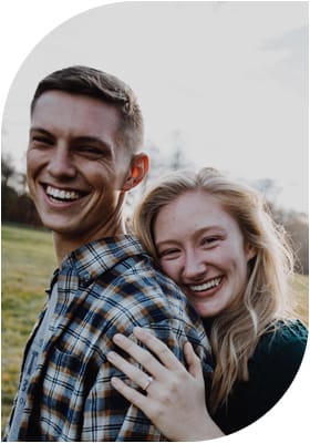 Eine Sebumzyste (Trichilemmalzyste) entwickelt sich aus einer Talgdrüse, die den Hodensack befallen hat. Diese sollte operativ abgetragen werden. Termin vereinbaren!