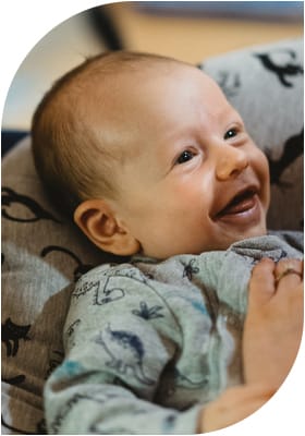 Hypospadie (gespaltene Eichel) ist eine angeborene Missbildung der Harnröhre die operativ mit Vorhautplatten oder Mundschleimhautlappen zu behandeln ist. Mehr erfahren!