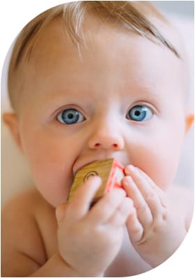 Hypospadie (gespaltene Eichel) ist eine angeborene Missbildung der Harnröhre die operativ mit Vorhautplatten oder Mundschleimhautlappen zu behandeln ist. Mehr erfahren!